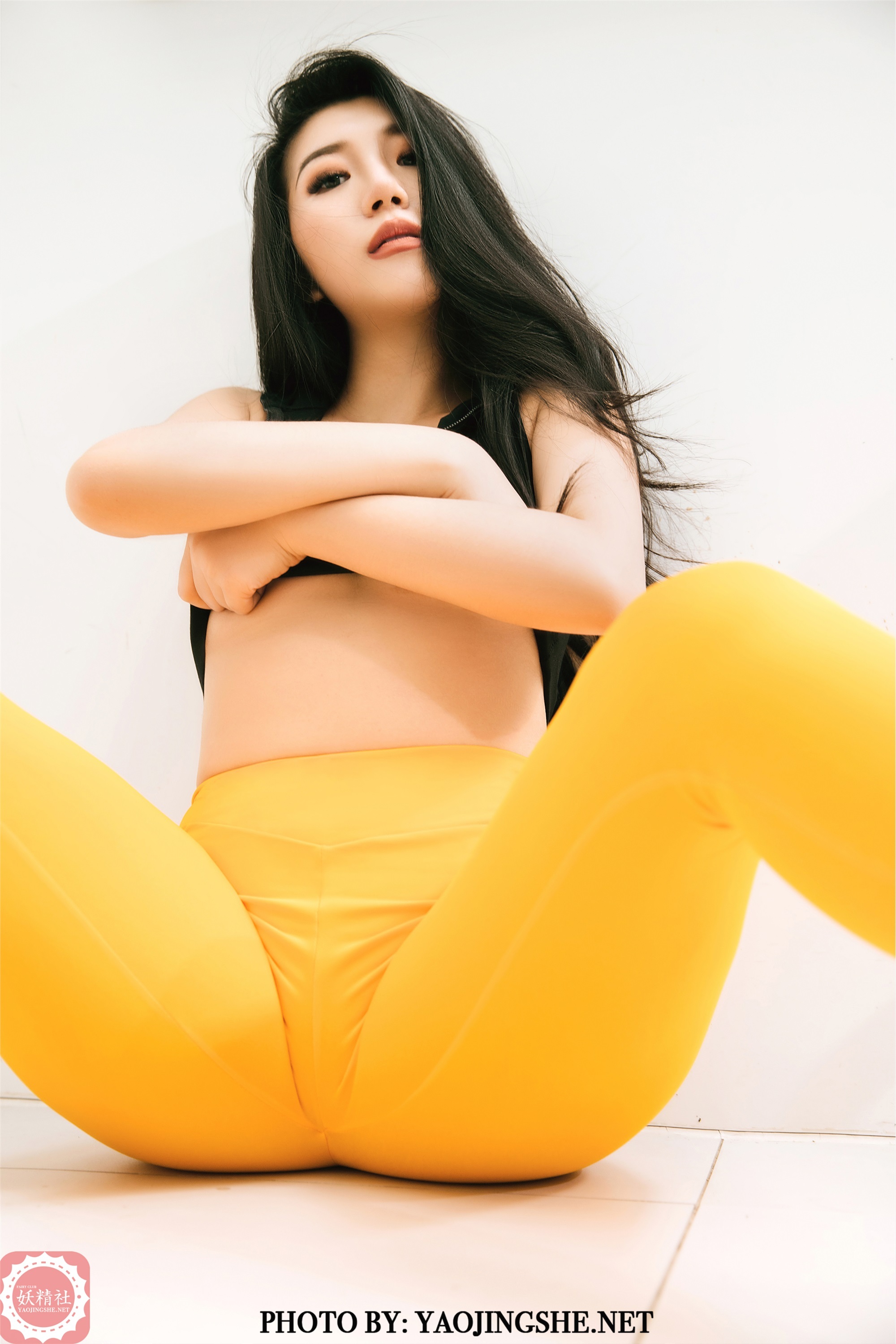 YAOJINGSHE 妖精社 V2012《秋韵-健身蜜桃》